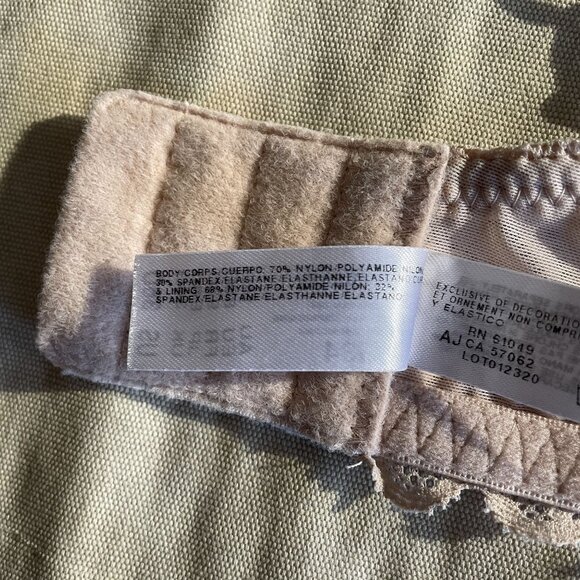 Wacoal Pink Soft Sense Lightweight Stretch Lace Underwire Bra Size 36D - Picture 6 of 6